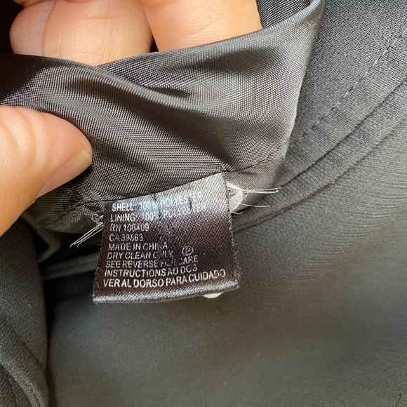 Tahari Arthur S Levine Women Three Button Blazer J - Picture 5 of 7